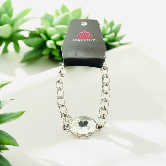 Paparazzi Silver Gem Chain Bracelet - Picture 2 of 2